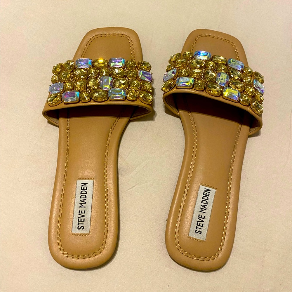 Steve Madden slides